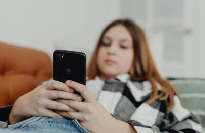 Handy-Sucht erkennen und überwinden