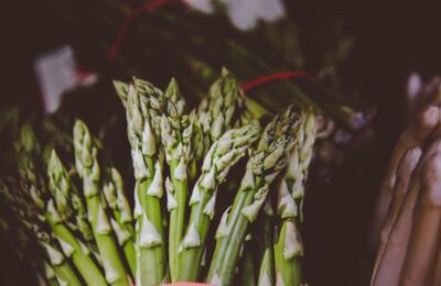 Spargelsaison 2026: Wann sie startet, was guten Spargel ausmacht und wie man ihn richtig zubereitet