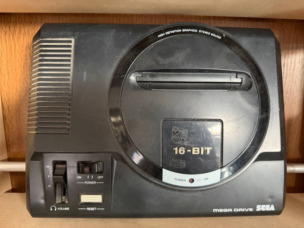 Sega Mega Drive 16-BIT – Retro-Konsole im Adler Kontor