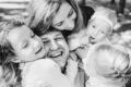 Familie mit Kindern - Kindergeld 2026 Anspruch und Antrag