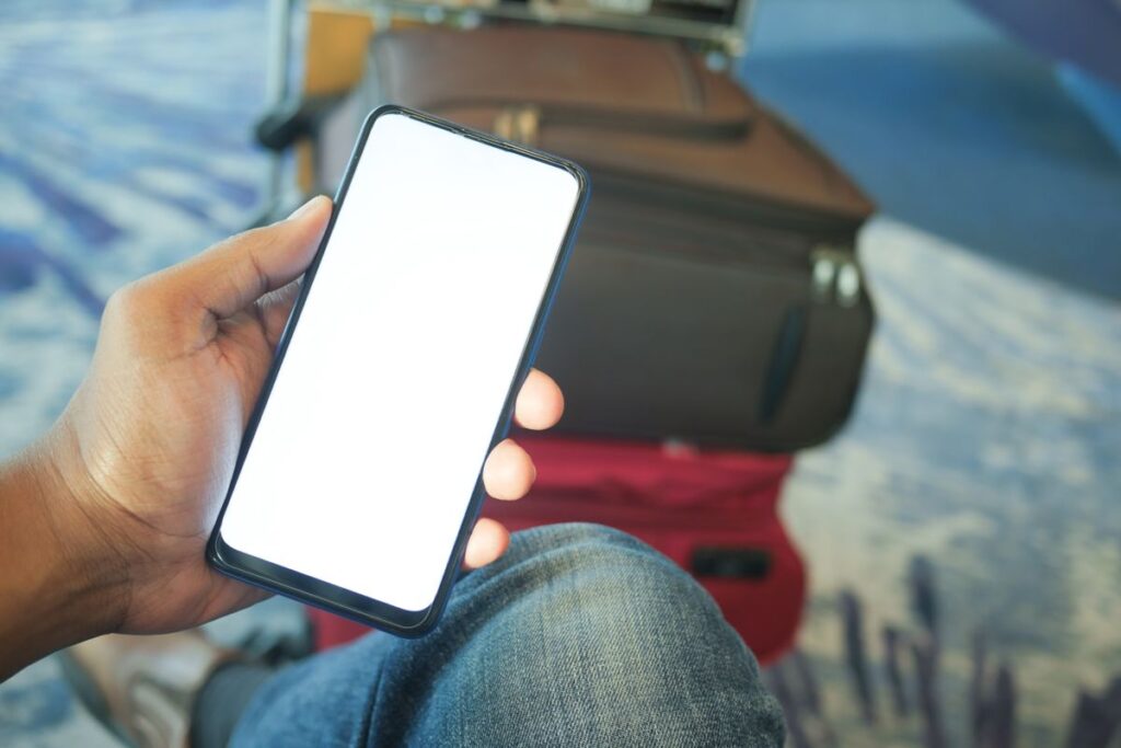 Powerbank im Flugzeug 2026: Was ist erlaubt – Handgepäck, Koffer, Laden an Bord?
