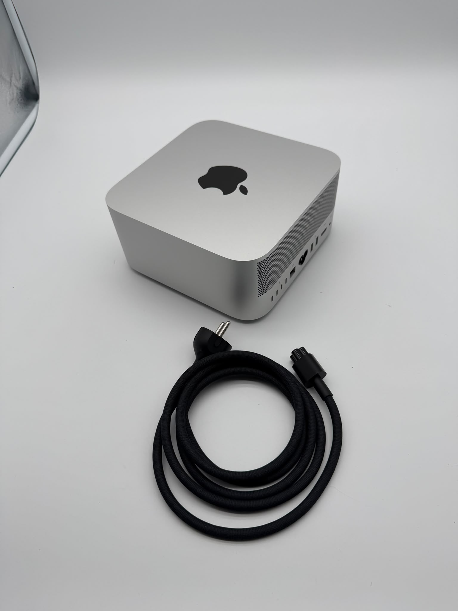 Mac Studio M3 Ultra Originalverpackung